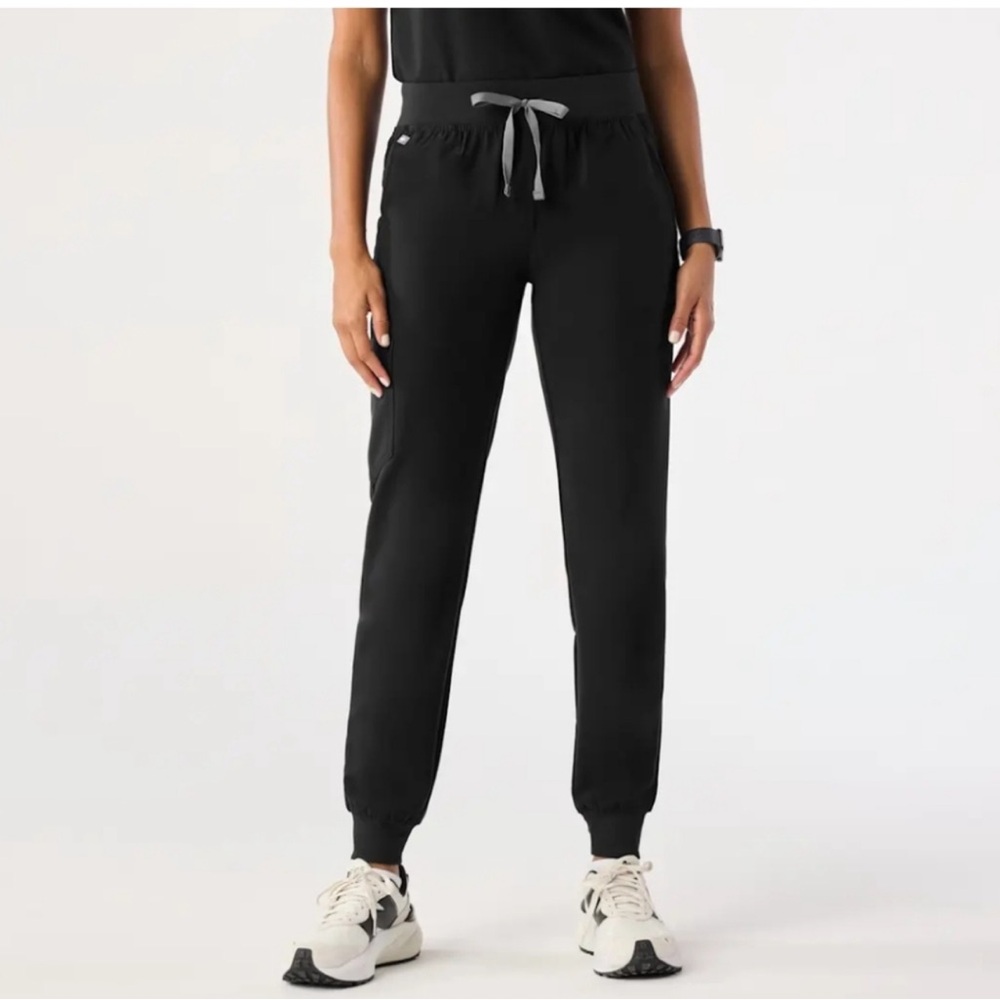 Figs Technical Collection XS in Black